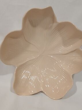 Arhaus Magnolia Large Cream Flower Plate Wall Hanging Decor Bowl 12x13” EUC
